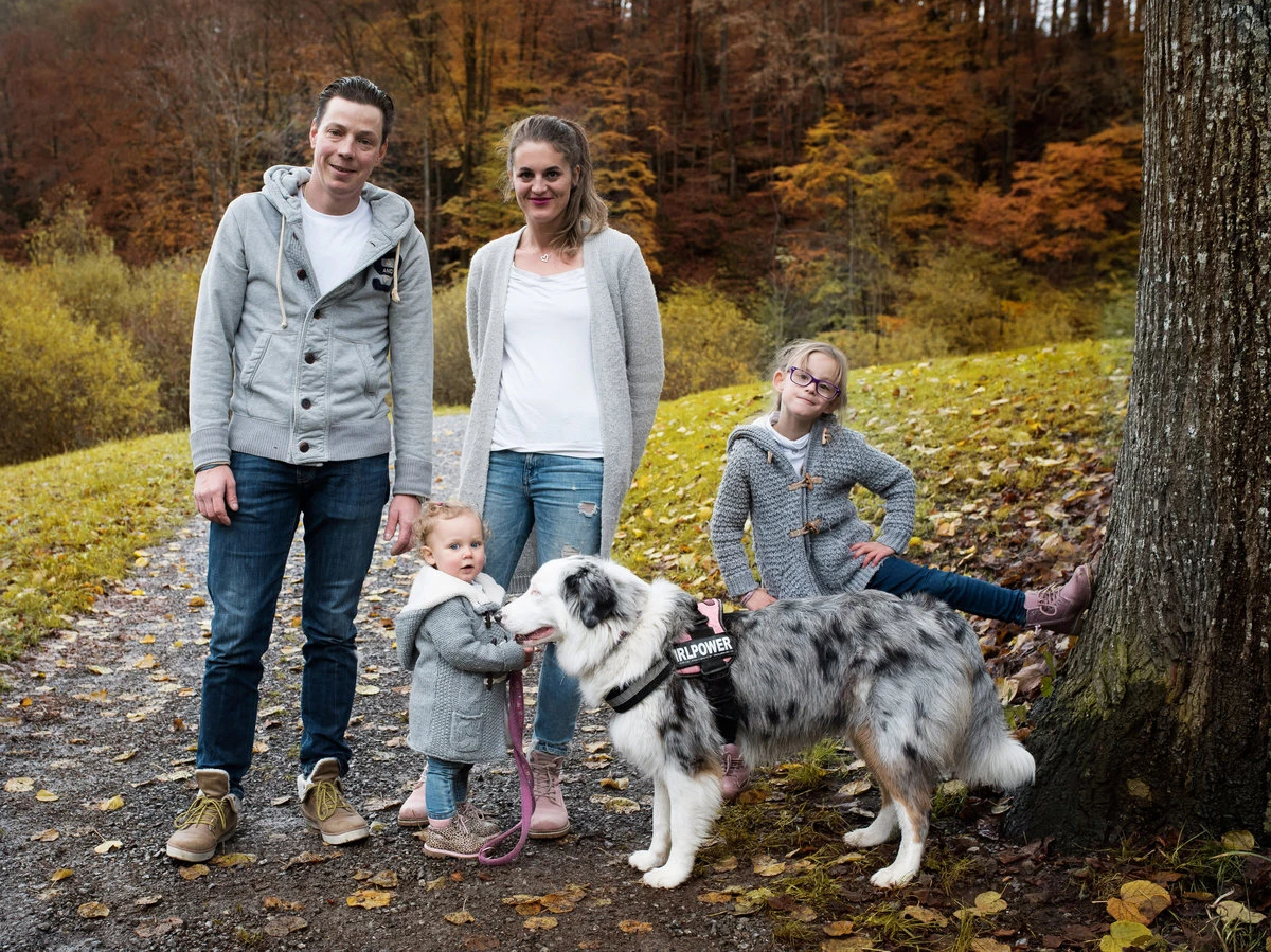angela-weibel-fotografie-familienfotografin-berner-oberland-010