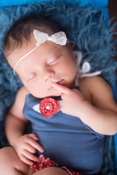 angela-weibel-fotografie-babyfotografin-berner-oberland-009