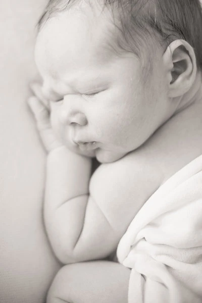 angela-weibel-fotografie-babyfotografin-berner-oberland-027